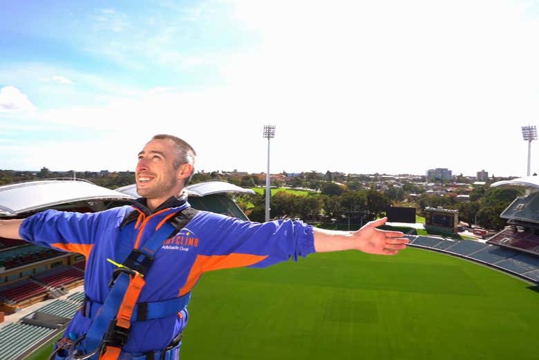 RoofClimb Adelaide Oval - Book Online At Civitatis.com