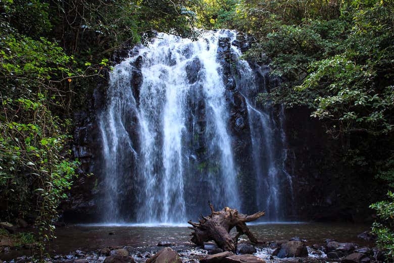 Ellinja Waterfall