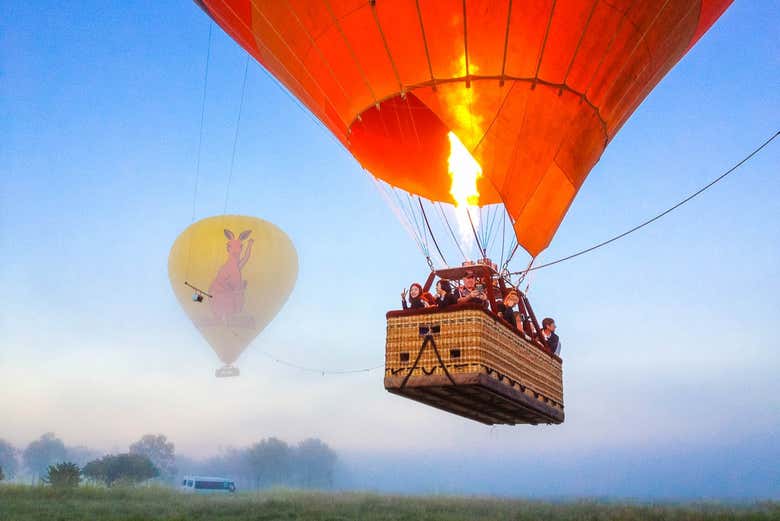 Starting the balloon ride over Cairns