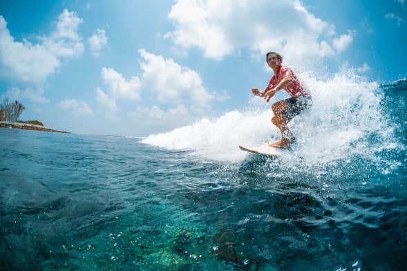 Surfing Lesson at Double Island Point