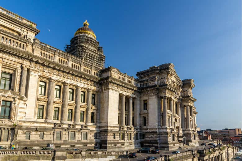 El Palacio de Justicia de Bruselas alberga grandes enigmas