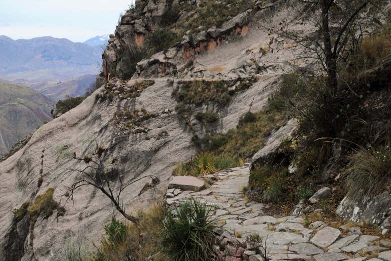 Cordillera de los Frailes hiking route