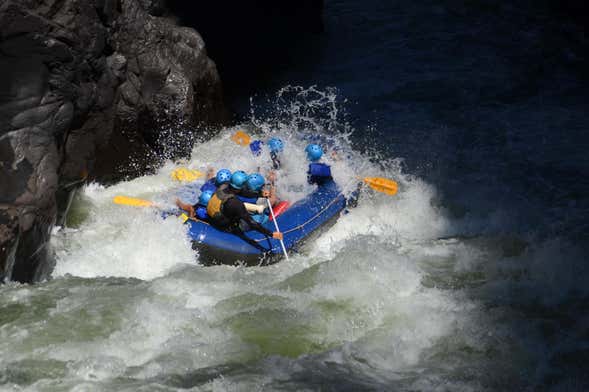 Rafting en el estrecho del río Tocantinzinho