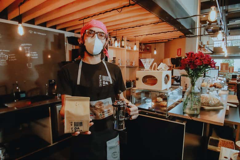 El barista listo para darnos las explicaciones