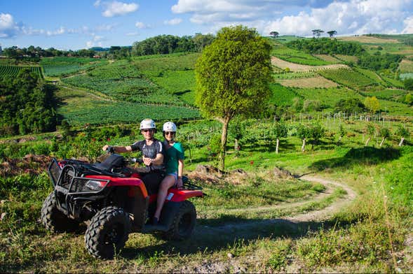 Tour de quadriciclo pelo Vale dos Vinhedos