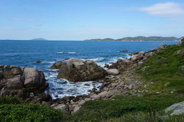 Senderismo por la playa Quatro Ilhas