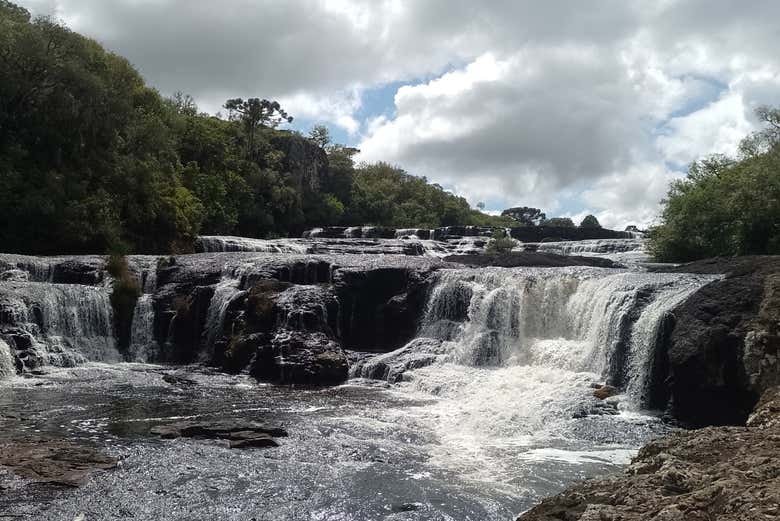 Panorâmica da cachoeira dos Venâncios