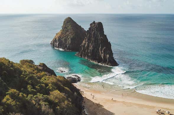 Trilha pela Enseada dos Abreus e piscinas naturais