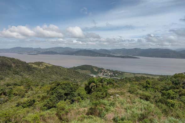 Caixa D'água Hiking Tour