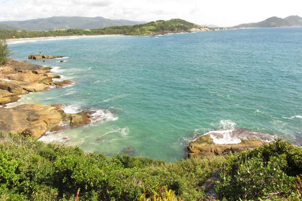 Senderismo por las playas do Ouvidor y Vermelha