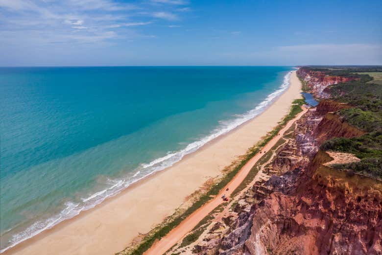 Falésias da praia do Gunga