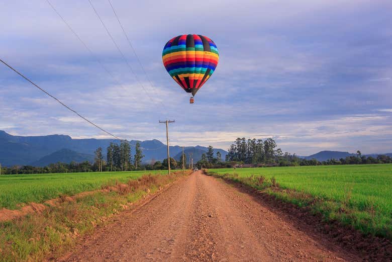 Volaremos sobre preciosos paisajes naturales