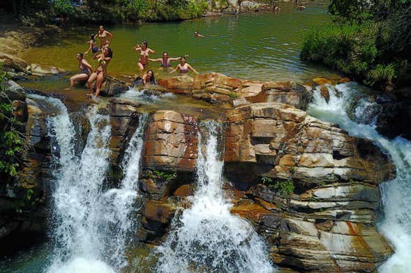 Tour pela cachoeira das Araras