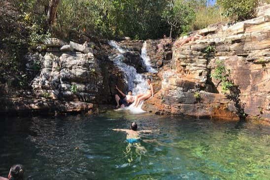 Disfrutando del baño en la cascada Paraíso