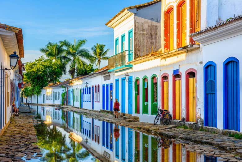 Colourful streets in Paraty