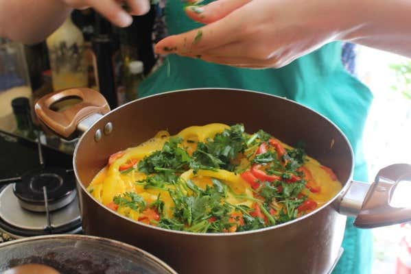 Cocinando una deliciosa moqueca