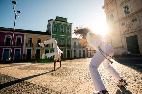 Clase de capoeira en Salvador de Bahía