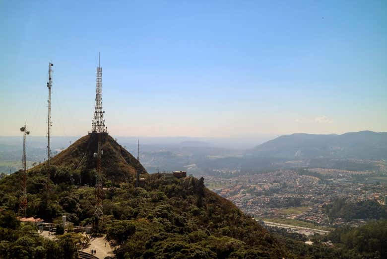 El Pico del Jaraguá en un día soleado