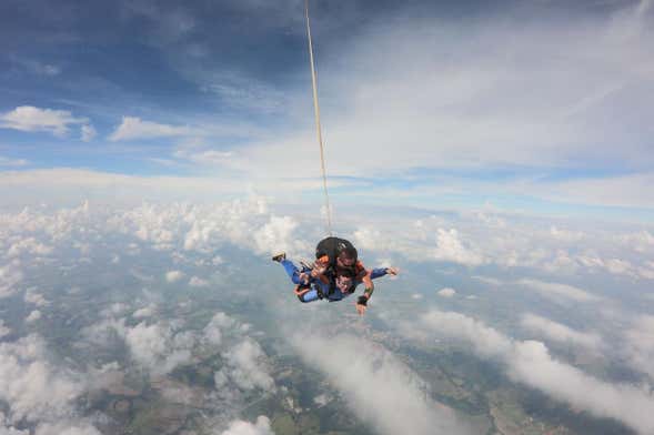 Salto de paraquedas em Boituva