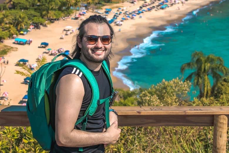 Foto con la playa de Maresías de fondo