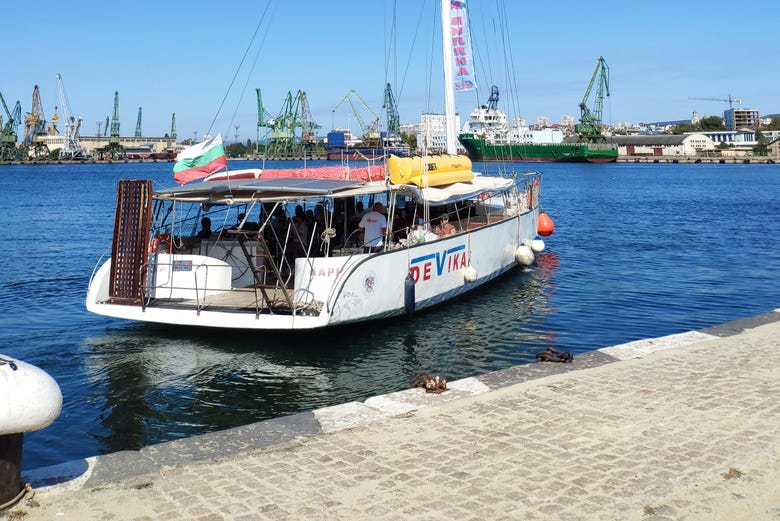 yacht tour varna