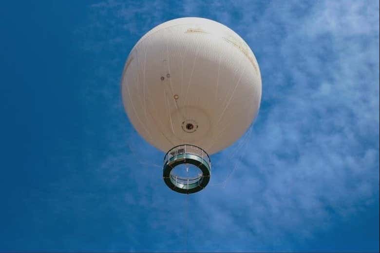 Angkor Balloon in the sky