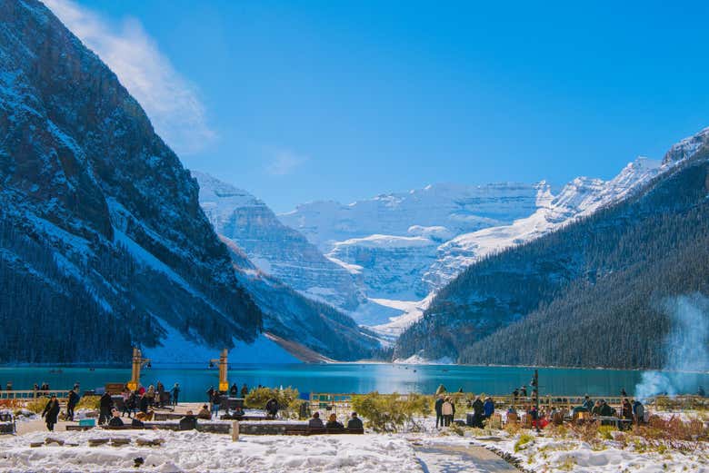 Lake Louise e suas belezas naturais