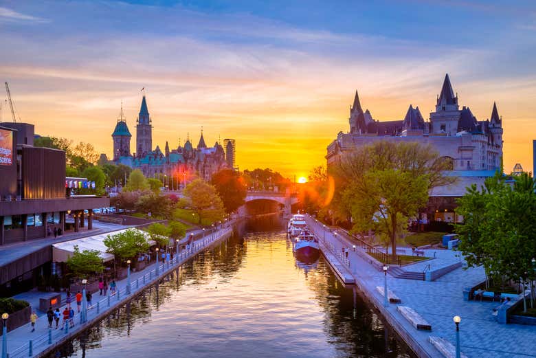 Atardecer con el río en Ottawa