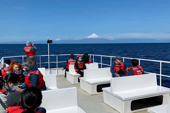 Paseo en barco por el lago Llanquihue