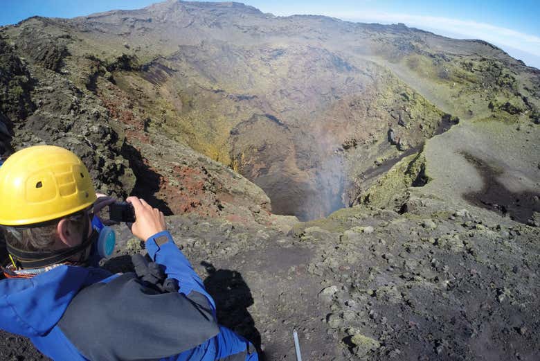 Contemplando los cráteres parásitos