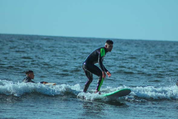 Concón Surfing Lesson & Dunes Hike