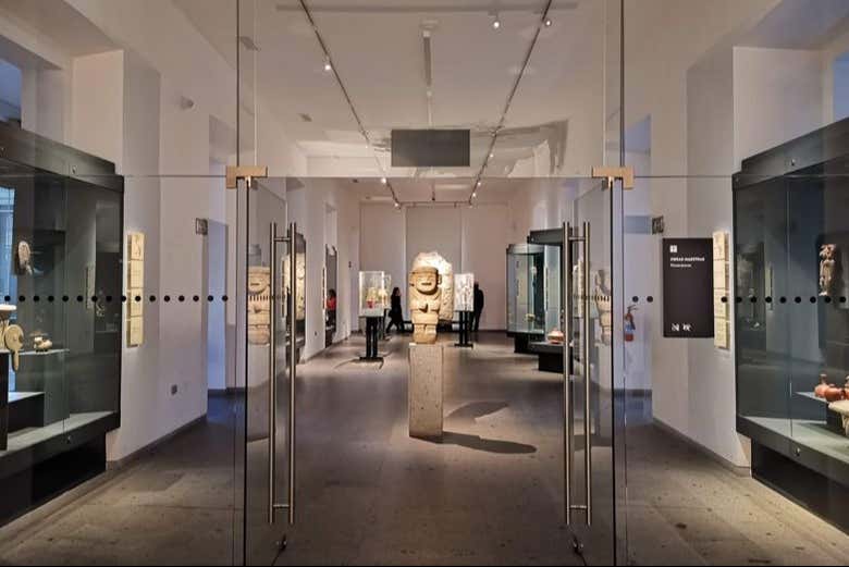 Exposición de Mesoamérica en el Museo de Arte Precolombino