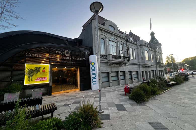 El edificio del Centro de Estudios Científicos en Valdivia