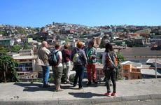 Contrasts of Valparaiso Tour