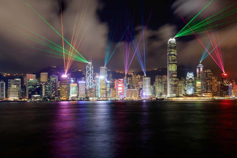 Hong Kong Symphony of Lights Traditional Boat Cruise