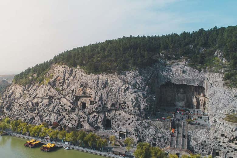 Discover the Longmen Grottoes, declared a World Heritage Site