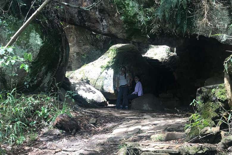 Disfrutando de la ruta de senderismo por las cuevas de Tenjo