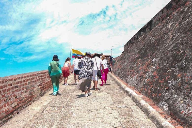 Entrando al Castillo de San Felipe