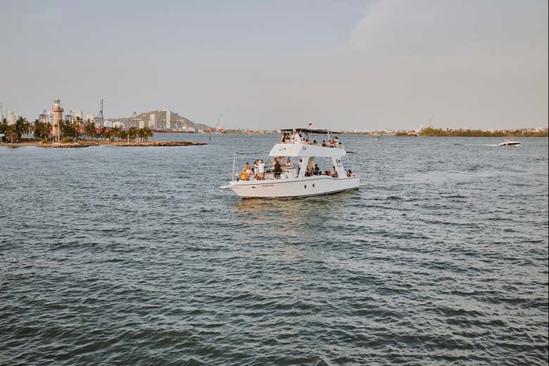 Sailing around Cartagena de Indias