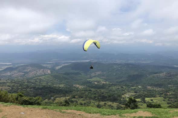 Paragliding in Guaduas