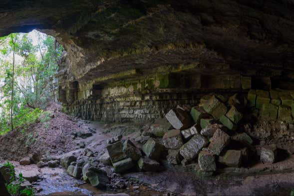 La Peña Caverns Excursion