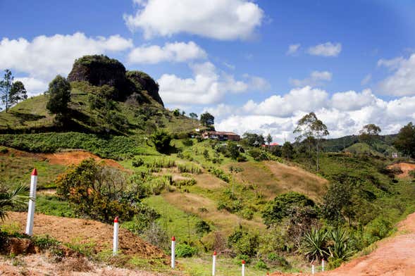 Tour de 1 o 2 días por el embalse de Guatapé y sus monolitos