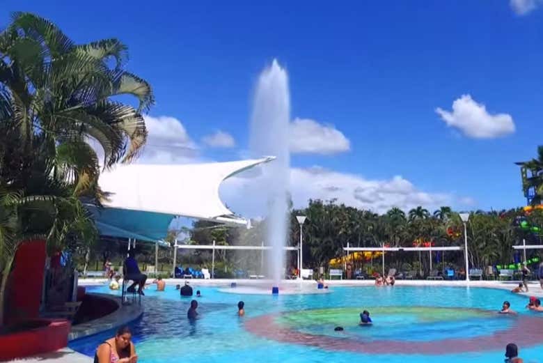 Parque Acuático Playa Hawai