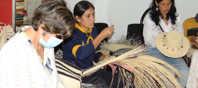 Excursión a Aldana desde Ipiales con taller de tejido de guanga