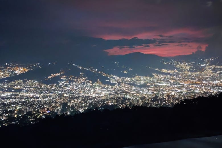 Vistas desde uno de los miradores de Medellín