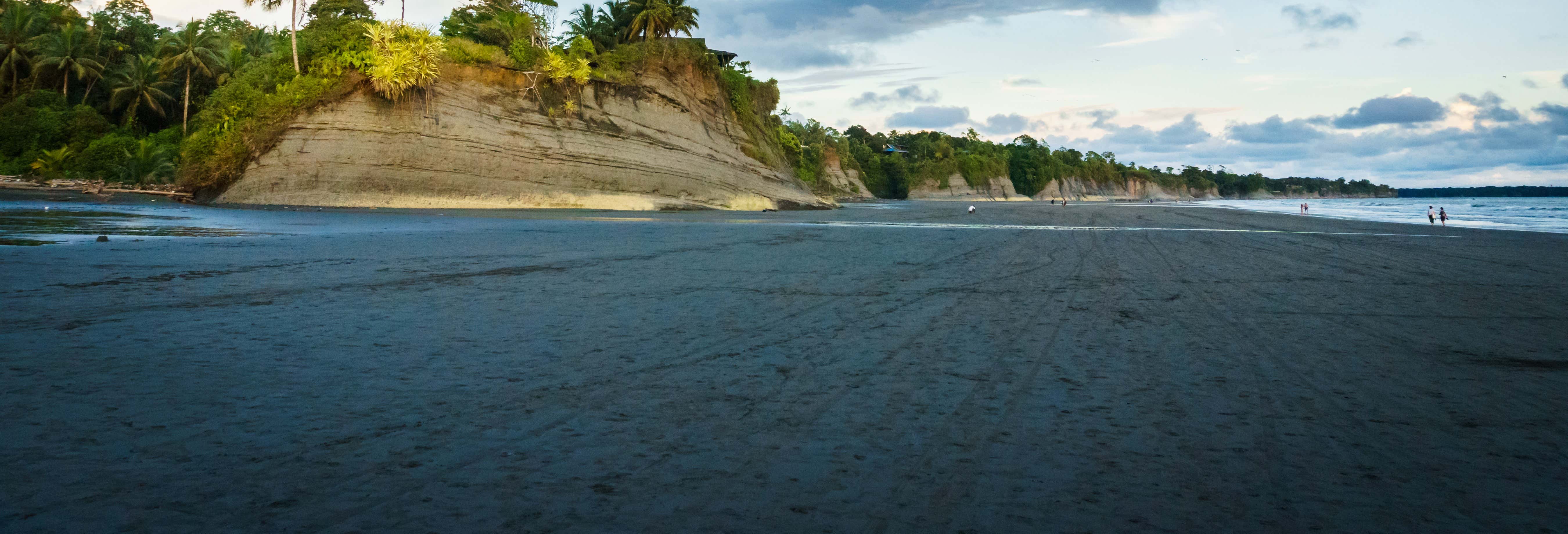 Playa de Ladrilleros