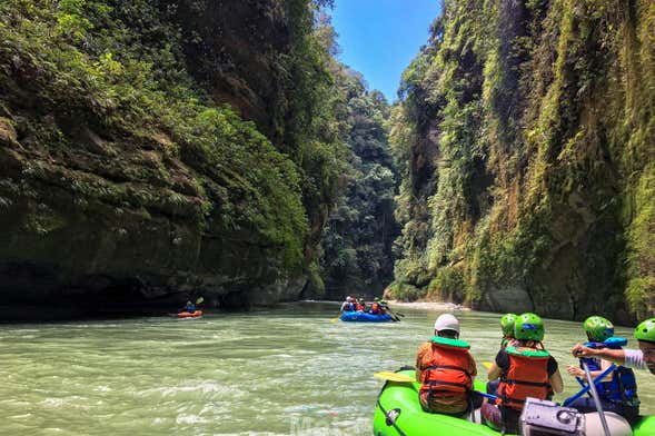 Rafting dans le canyon de la rivière Güejar