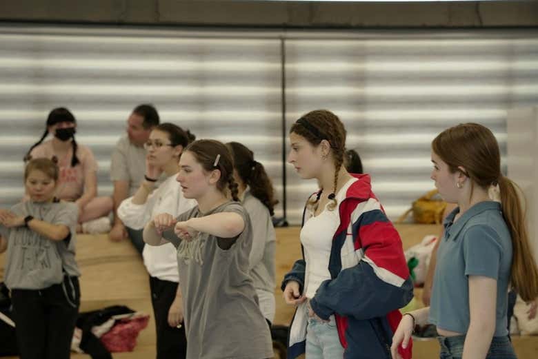 Desfrutando a aula de dança KPOP