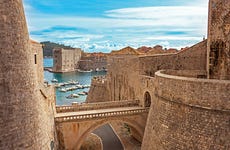 Visita guiada por Dubrovnik + Paseo en karaka