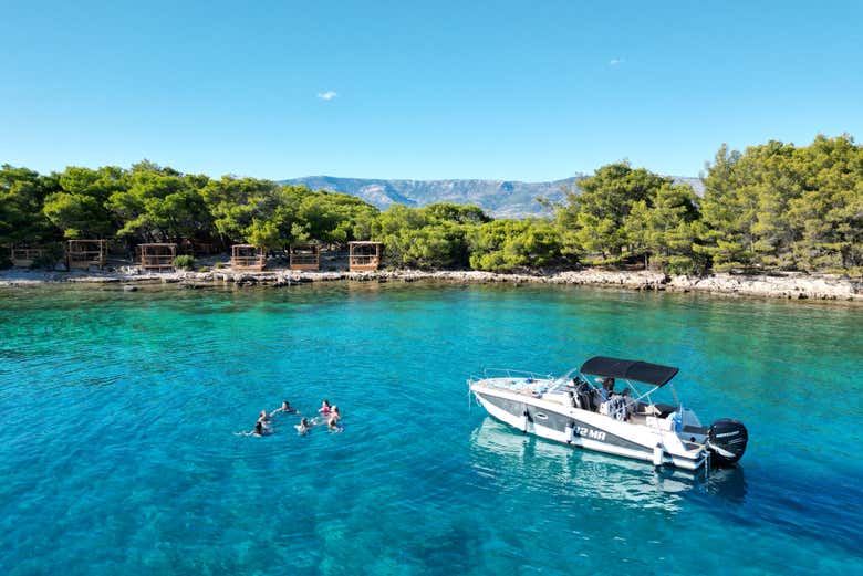 Podréis hacer snorkel en estas aguas cristalinas